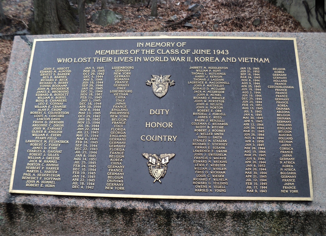 Class of June 1943 Memorial